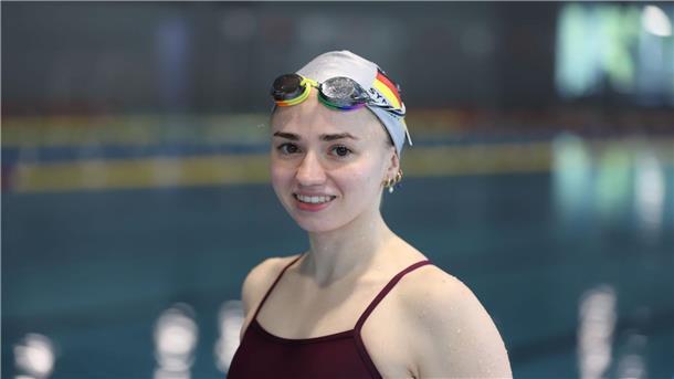 Die Synchronschwimmerin wünscht sich mehr Zentralisierung in ihrem Sport.