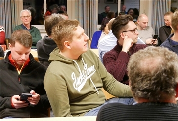  Viele junge Menschen aus Hepstedt möchten sich an der Arbeit zum Wettbewerb beteiligen.