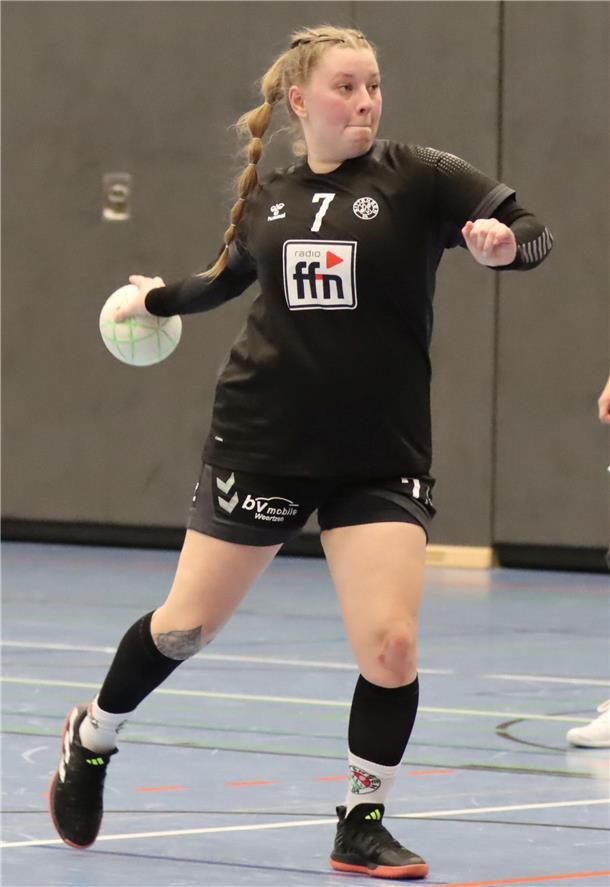 Sittensen spielt als Aufsteiger starke Saison in der Regionsoberliga 41 ihrer 59 Tore in dieser Saison erzielte Lilly Flemming durch verwandelte Sieben-Meter-Strafwürfe. Damit kam sie bei den Strafwürfen auf eine Erfolgsquote von 66 Prozent und war bei den Sieben-Meter-Würfen mit Abstand die erfolgreichste Spielerin ihres Teams.