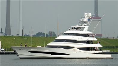 Sportfischer-Yacht "Special One" auf Probefahrt