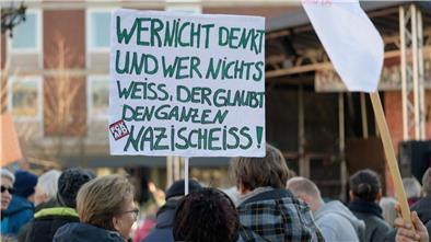 7000 Menschen setzten in Bremerhaven ein Zeichen gegen Rechtsextremismus