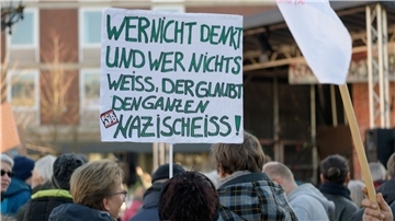 7000 Menschen setzten in Bremerhaven ein Zeichen gegen Rechtsextremismus