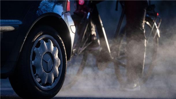 Ab 2027 soll das europäische Emissionshandelssystem auch auf den Verkehr ausgeweitet werden.