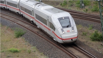 Ab eine Verzögerung von sechs Minuten gilt ein Zug als verspätet.