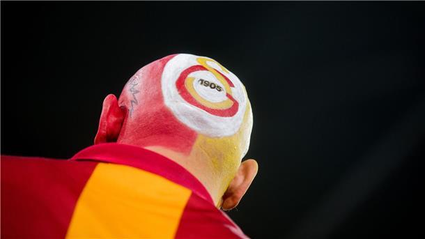 Eklat in der Türkei: Club verlässt Spielfeld aus Protest Adana Demirspor verlässt in einem türkischen Erstliga-Spiel bei Galatasaray aus Protest das Spielfeld.