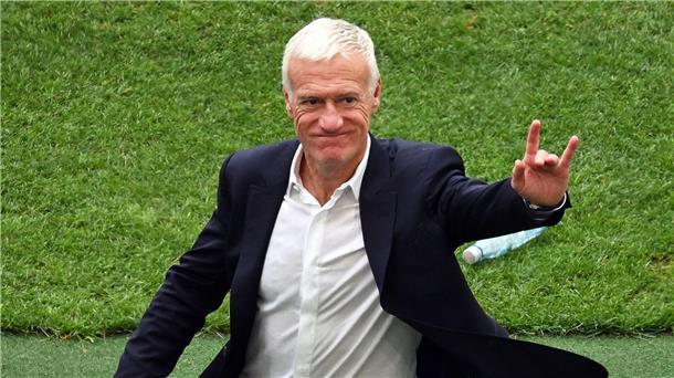 Zidane bringt sich als Deschamps-Nachfolger ins Gespräch Adieu: Didier Deschamps verabschiedet sich nach der WM im kommenden Jahr. (Archivbild)
