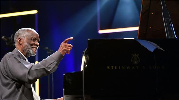 US-Jazz-Pianist Ahmad Jamal mit 92 Jahren gestorben Ahmad Jamal ist tot. Der Jazz-Pianist starb im Alter von 92 Jahren.