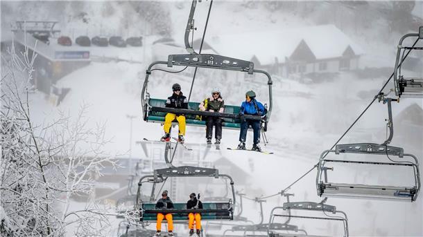 Kosten sind Hauptargument gegen Skifahren Aktuell sorgt der Wintereinbruch für gute Schneelagen.