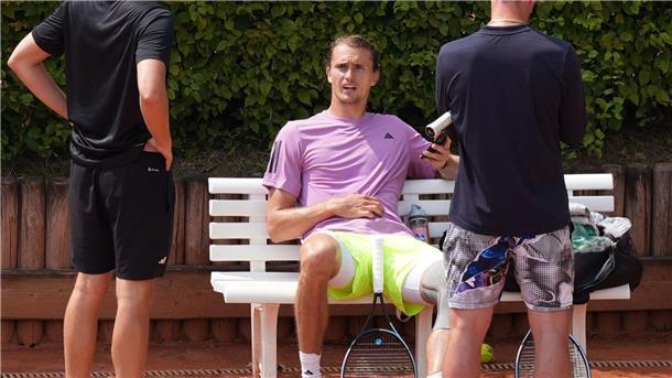 Alexander Zverev bei einer Trainingspause in Hamburg.