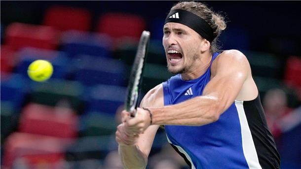 Zverev schimpft, vergibt sieben Matchbälle - und siegt Alexander Zverev kämpft auch gegen seinen Lungen-Probleme.