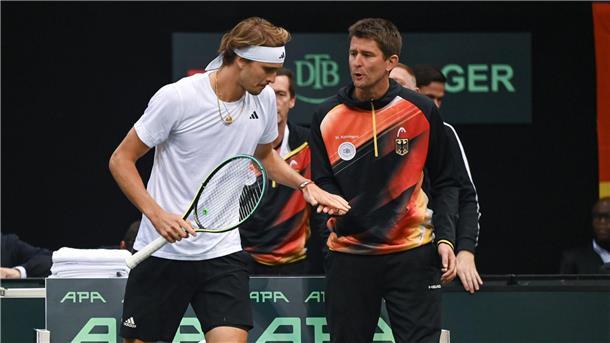 Davis-Cup-Team aller Voraussicht nach ohne Zverev nach China Alexander Zverev (links) steht Davis-Cup-Kapitän Michael Kohlmann in der Gruppenphase nicht zur Verfügung. (Archivbild)