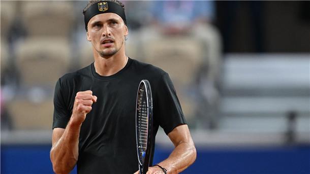Zverev beim Turnier in Cincinnati im Viertelfinale Alexander Zverev zieht bei den Cincinnati Open in die nächste Runde ein.