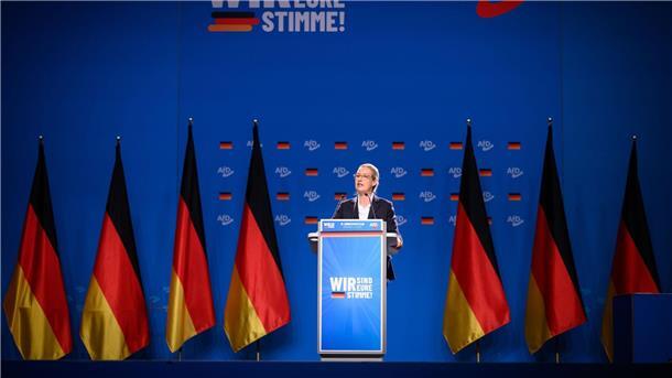 Alice Weidel spricht beim Bundesparteitag der AfD in der Grugahalle in Essen.