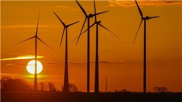 Allein die Windkraft an Land soll sich nach den Plänen der Bundesregierung von 58 Gigawatt im Jahr 2022 auf 115 Gigawatt bis 2030 verdoppeln.