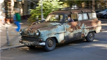 Alt, „optisch nicht sehr schön“, aber fahrtüchtig: der Opel Olympia Caravan von 1956 von Hanns-Lüdecke Rodewald.