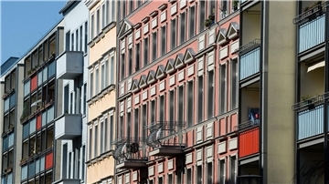 Alt- und Neubauten im Berliner Bezirk Friedrichshain.