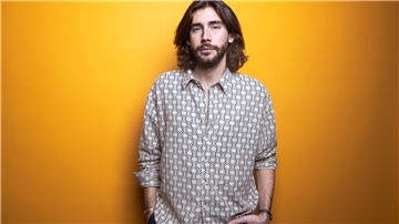 Alvaro Soler tritt am 3. September in Bremerhaven auf. Wahrscheinlich vor vielen Schülern.