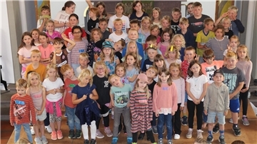 Am ersten Wochenende der Sommerferien nahmen zahlreiche begeisterte Jungen und Mädchen am Kinderzeltlager in Farven teil.