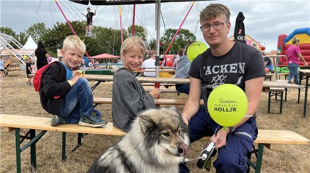 Am Familientag kamen die jungen Besucher voll auf ihre Kosten. Hüpfburgen, Karus...