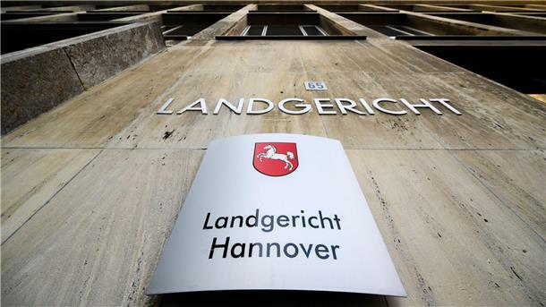 Am Landgericht Hannover wird das Urteil im Mordprozess um eine verschwundene Frau erwartet.