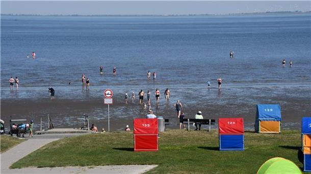 Eine Szene am Strand in Otterndorf