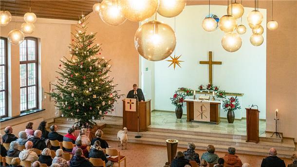 Das letzte Mal – Abschied von der Martin-Luther-Kirche Am Sonntag fand der letzte Gottesdienst in der Martin-Luther-Kirche statt.