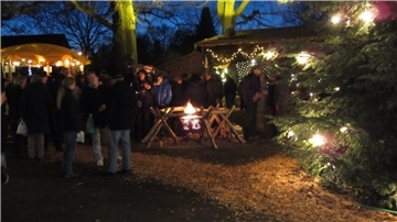 Am Sonntag findet auf Hechts Hof in Buchholz der vorweihnachtliche Markt „Adventstied“ statt. 