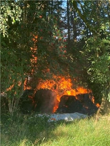 Am Sonntag kam es zu einem Heuballenbrand in Kirchtimke.