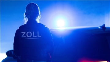 An den Durchsuchungen waren neben Ermittlern des Zolls und des Finanzamts auch die bayerische Landespolizei und die Bundespolizei beteiligt. (Symbolbild)