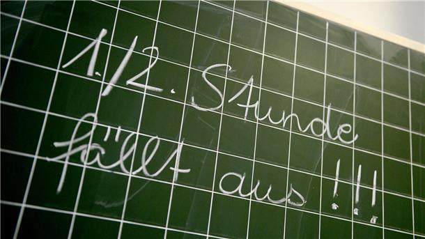 An der Beverstedter Oberschule wurden in diesem Jahr statistisch nicht einmal vier Fünftel des Unterrichts gegeben. Das macht den Kommunalpolitikern große Sorgen.