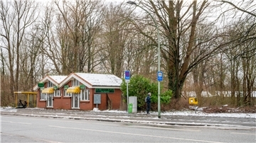 An der Ecke Wurster Straße/Gaußstraße soll die Kita entstehen. Der alte Kiosk wird dafür abgerissen.