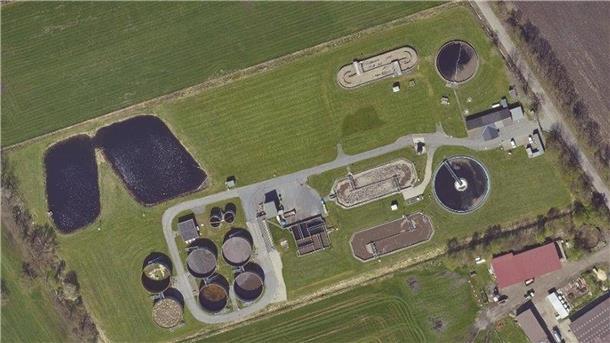 An der Kläranlage zwischen Schiffdorf und Bramel sollen Solarzellen aufgestellt werden. Die Gemeinde produziert dann den Strom teilweise selbst. Davon werden auch die Gebührenzahler profitieren.