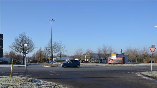 An der Kreuzung Scheeßeler Straße/Südring/Zum Bauernwald soll ein Kreisel gebaut werden. Autofahrer erhalten dort Vorfahrt vor Radfahrern und Fußgängern. 