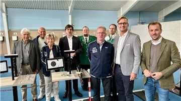 Die Nordenhamer Sportschützen haben am Sonnabend ihre neue Schießsportanlage eingeweiht. Es gab zahlreiche geladene Gäste.