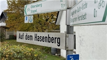 An der Straße Auf dem Hasenberg in Horstedt wird ein Gewerbegebiet entstehen. Dafür sind Ausgleichsmaßnahmen nötig. 