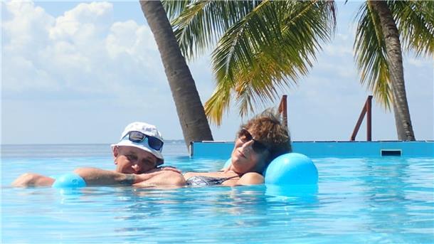 Anja und Holger Friede hatten einen Traumurlaub gebucht auf die Malediven. Am Ende war er alles andere als das.
