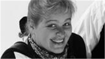 Anke Behrens war ein „Urgestein“ des Blancke Trios. Nun ist die Vollblutmusikerin überraschend in Bremerhaven verstorben.