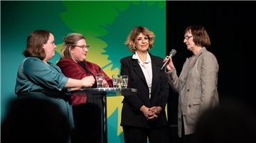 Von links nach rechts. Ricarda Lang, Alexandra Werwarth, Sülmez Çolak, Petra Coordes.