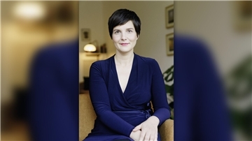 Anne Stern