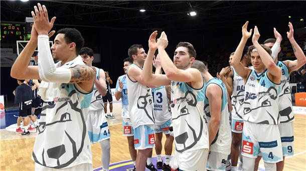 Ans Siegen haben sich die Eisbären-Profis in den vergangenen Wochen gewöhnen können. Am Sonntag geht es mit den Lions Karlsruhe gegen ein Team, das einen ähnlich guten Lauf hat.