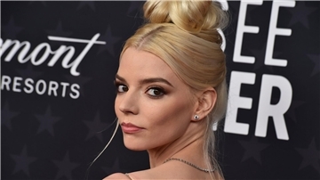 Anya Taylor-Joy spielt die Hauptrolle im neuen Actionfilm „Furiosa: A Mad Max Saga“.