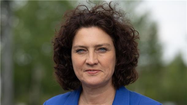 AOK-Chefin Reimann will die privaten Krankenkassen zur Kasse bitten. (Archivbild)