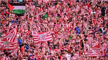 Athletic Bilbao hat eine spezielle Philosophie und frenetische Fans.