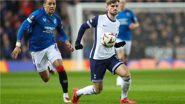 Timo Werner aus Tottenhams Europa-League-Kader gestrichen Aua dem Kader für die Europa League gestrichen: Timo Werner von Tottenham Hotspur (r).