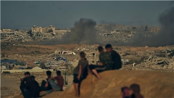 Auch am Montag setzte Israel arabischen Berichten zufolge Angriffe auf den Gazastreifen fort. (Archivbild)