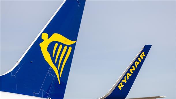 Ein Flugzeug von  Ryanair.