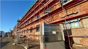 Auch das neue Gebäude des Alfred-Wegener-Instituts im Fischereihafen bekommt eine Wärmepumpe (Kasten vorne).
