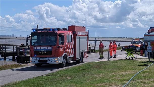 Auch die Feuerwehr war in Burhave im Einsatz.