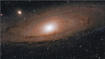 Auch dieses Foto stammt von Julian Witschen. Es zeigt die Andromeda-Galaxie.