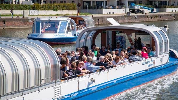 Das sind die besten Foto-Spots für die Maritimen Tage in Bremerhaven Bootstour bei den Maritimen Tagen